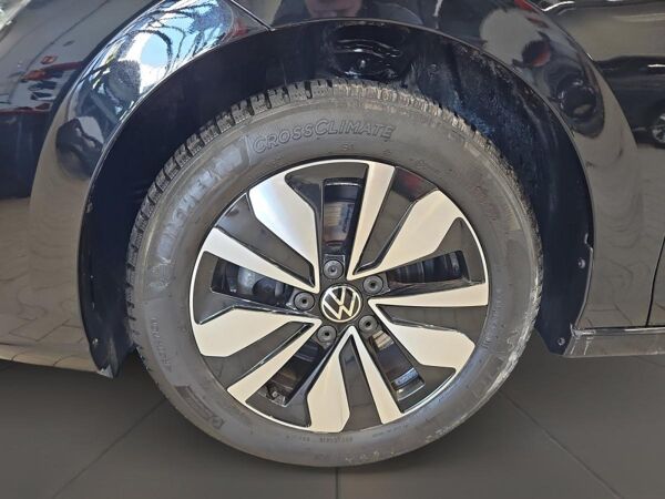 Volkswagen Golf VIII 2.0 TDI W Goal ACC AHK AUT Akustikglas bild 6