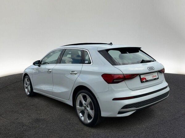 Audi A3 Sportback 30 TFSI S tronic Standhzg Pano Navi bild 3