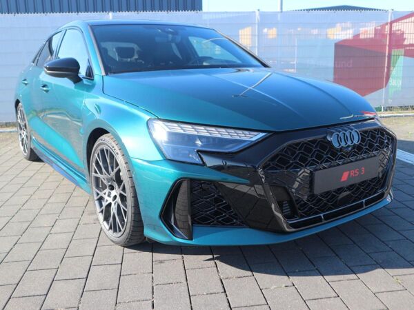 Audi RS3 RS 3 Limousine S tronic*GOMERA PERLEFFEKT* bild 2