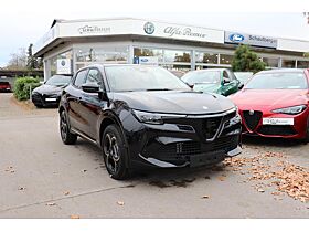 Alfa Romeo Junior **SOFORT VERFÜGBAR** INTENSA Ibrida 1.2 VGT 107KW Alfa Romeo Junior **SOFORT VERFÜGBAR** INTENSA Ibrida 1.2 VGT 107KW