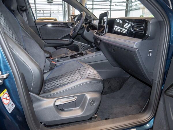 Volkswagen Tiguan R-Line 2,0 l TSI OPF 4MOTION 7-Gang-Doppelkupplungsgetrie be DSG bild 3