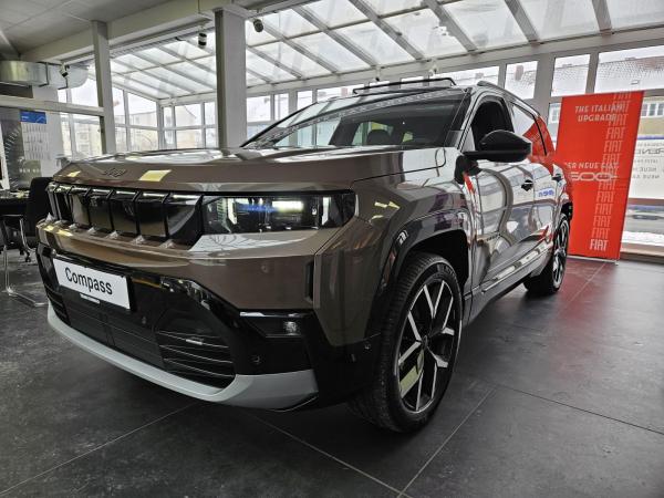Jeep Compass Elektro 74 kWh First Edition - bild