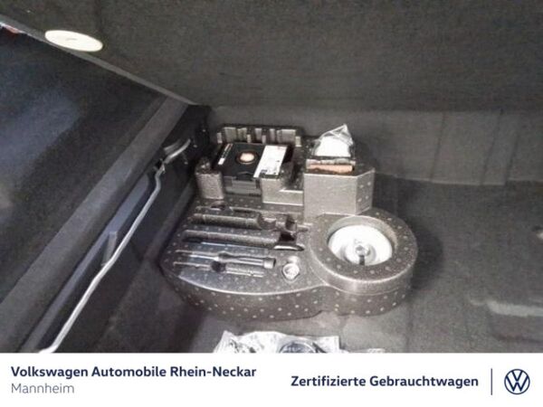Volkswagen Touareg 3.0 TDI R-Line GAR2030 Navi AHK Pano uvm bild 7