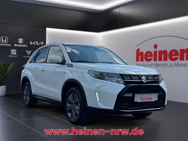 Suzuki Vitara 1.5 COMFORT PLUS ALLGRIP AGS NAVI BLUETOOTH *5 JAHRE GARANTIE* bild 2