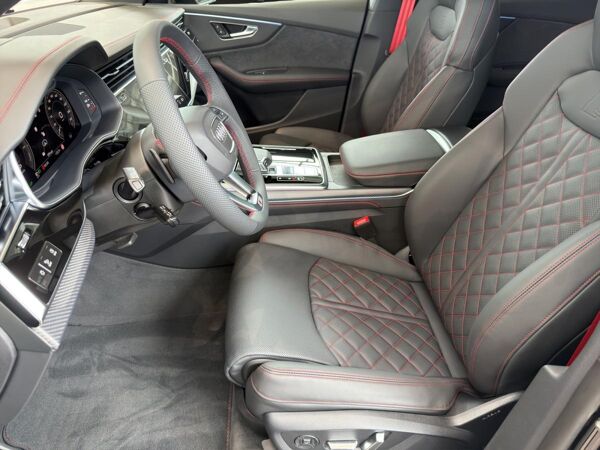 Audi Q8 SUV TFSI e quattro 360 kW / HUD / MATRIX / B&O / SPORTSITZE PLUS / SITZBELÜFTUGN / / PANO / MASSAGE bild 7