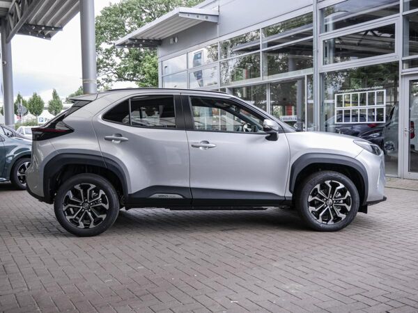 Toyota Yaris Cross AUTOABO🛡️Versicherung +🔧Wartung inkl|590€ Anz. bild 4