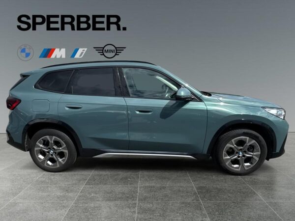 BMW X1 20i sDri.,  AHK.,  Dri. Ass. +.,  Park. Ass. +.,  H/K.,  Keyless.,  Head Up.,  uvm. bild 6