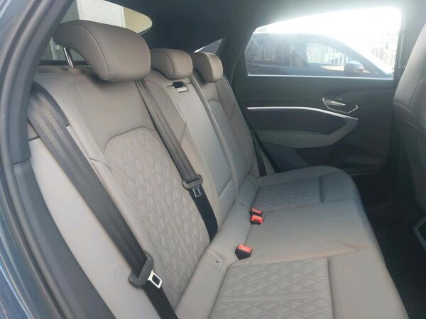 Audi SQ8 Sportback e-tron /❗️ keine Zusatzkosten ❗️ bild 6