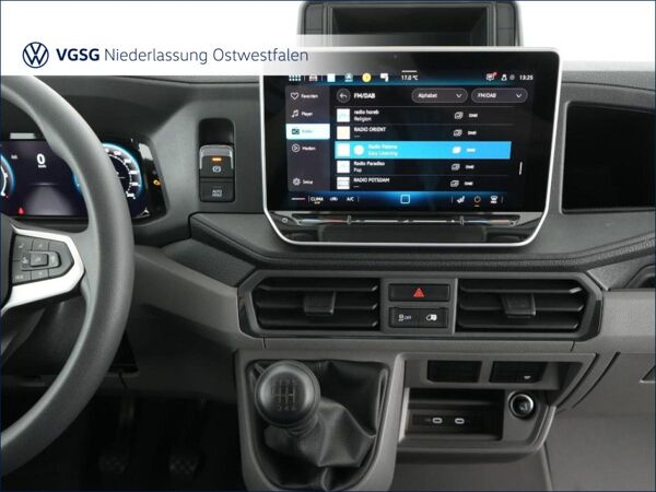 Volkswagen Crafter Kasten Mittel AHK RearView PDC Bluetooth bild 7