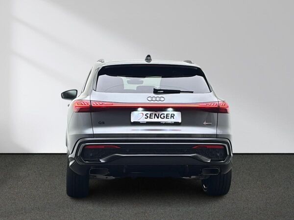 Audi Q5 e-hybrid quattro Tech pro Paket Memory Matrix bild 5
