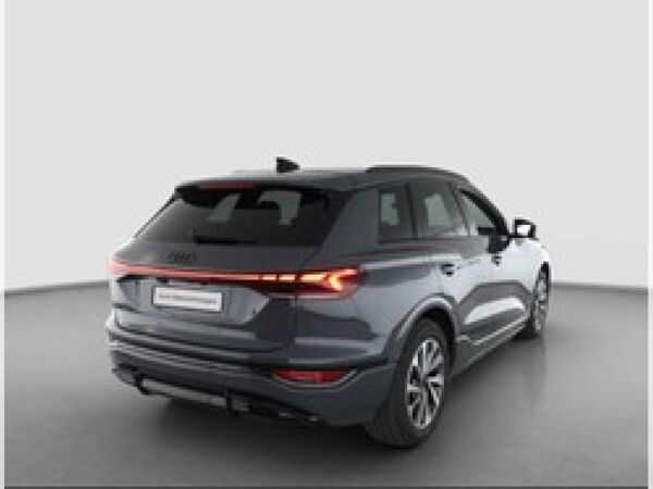 Audi Q6 e-tron Performance S Line AHK bild 2