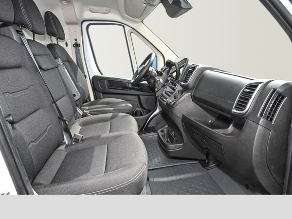 Citroën Jumper Kastenwagen L3H2 3.3T  Diesel 140 Manuell bild 3