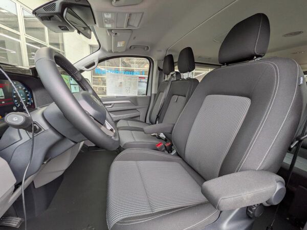 Volkswagen Transporter +SOFORT VERFÜGBAR+ Kombi lang; AHK, Matrix, ACC, beheizt. Frontscheibe bild 6