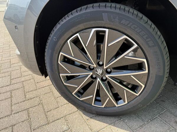 Skoda Kamiq Tour 1,0 TSI 70 kW 5-Gang-Schaltgetriebe**Gewerbeleasing**AKTION** bild 2