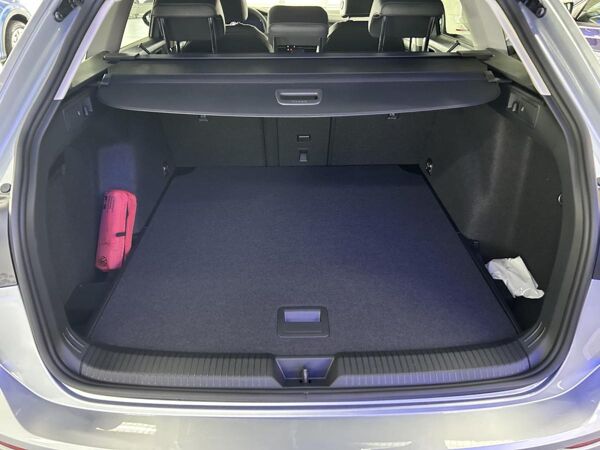 Volkswagen Golf VIII Variant Energy 1.5 TSI DSG bild 7