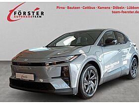 Toyota C-HR+ C-HR+ Elektromotor / 77 kWh Frontantrieb 5-Türer Teamplayer