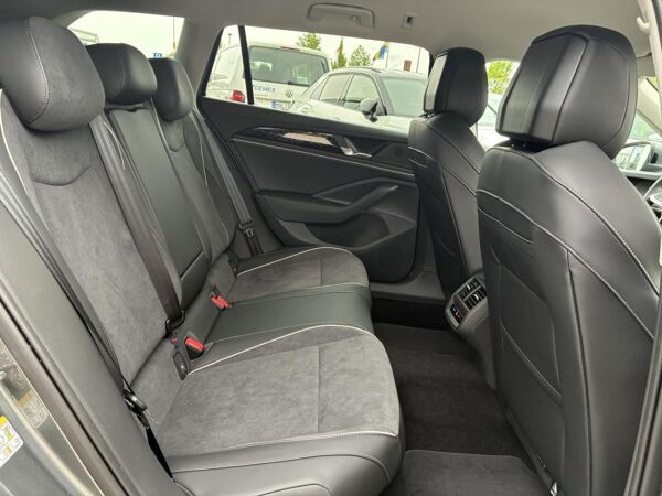 Volkswagen Passat Variant (CJ5) bild 4