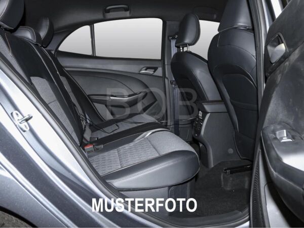 MG MG3 1.5 Hybrid+ LUXURY 5d bild 6