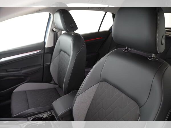 Volkswagen Golf 8 / 2.0 TDI DSG FACELIFT GOAL AHK IQ.LIGHT bild 6