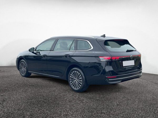 Volkswagen Passat Var. Elegance eTSI DSG|el.HECK|IQ.LIGHT bild 5