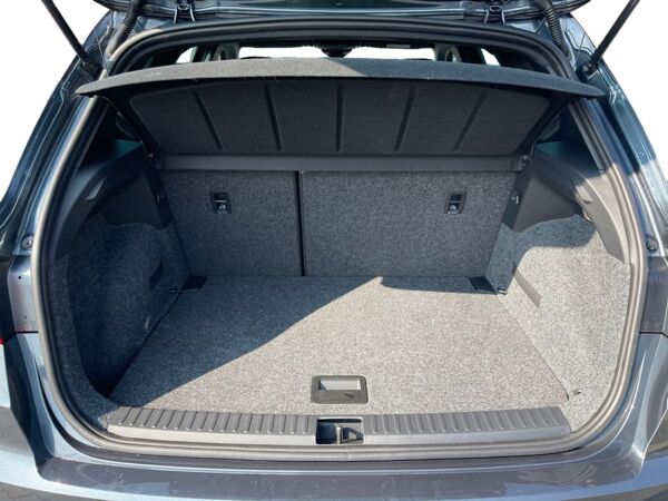 Seat Arona FR TSI DSG|AHK|NAVI|ACC|KAMERA|LED|SPURHAL bild 7