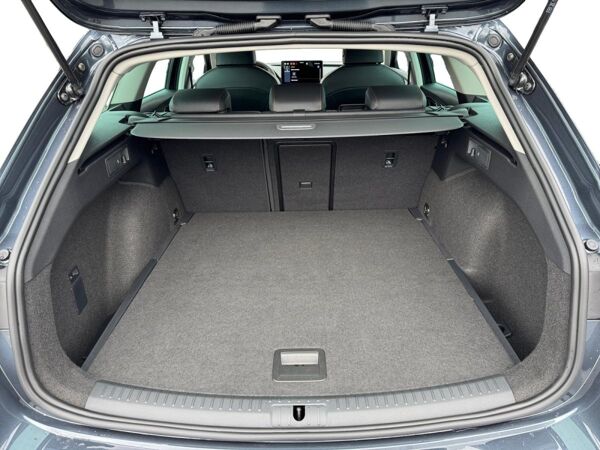 Seat Leon ST FR TDI DSG|AHK|NAVI|KAMERA|ACC|LED|WINTE bild 7