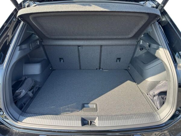 Volkswagen Tiguan R-Line 4Motion TDI DSG|AHK|PANO|BLACK STY bild 7
