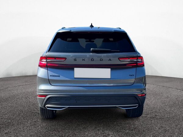 Skoda Kodiaq Sportline 4x4 TDI DSG|AHK|PANO|7 SITZE| bild 6