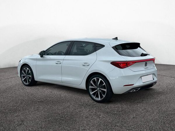 Seat Leon FR TDI DSG|LED|ACC|RÜCKFAHRKAMERA|SITZHEIZU bild 5