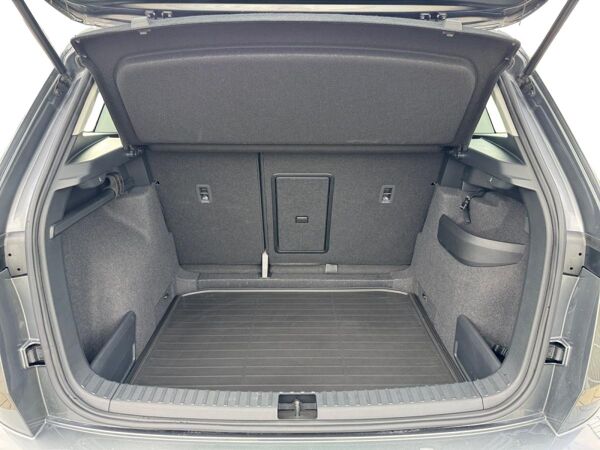 Skoda Karoq Selection TSI DSG|NAVI|KAMERA|VORB.AHK|SHZ bild 7
