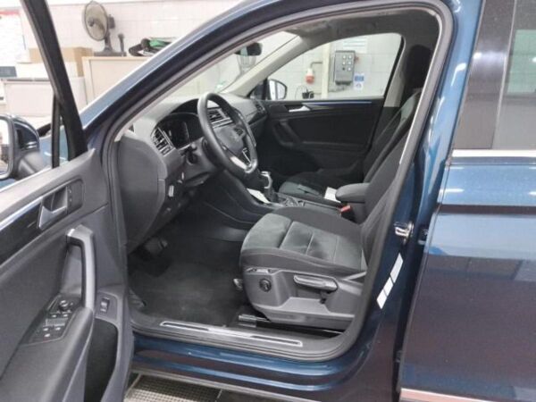 Volkswagen Tiguan 2.0 TDI DSG Elegance 4Motion Navi LED bild 4