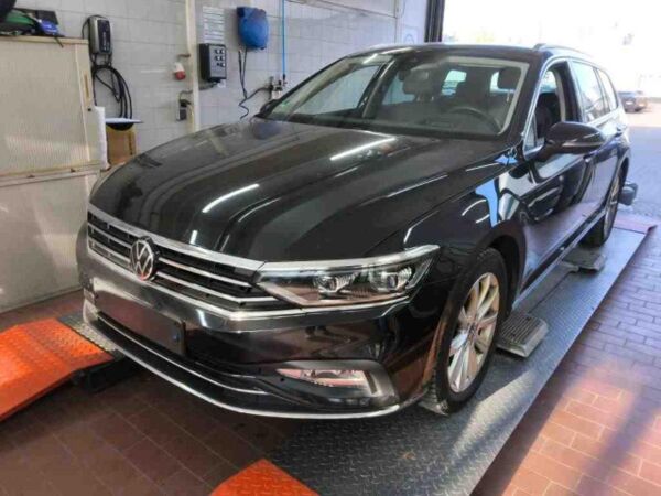 Volkswagen Passat Variant 2.0 TDI Elegance (EURO 6d) bild 2