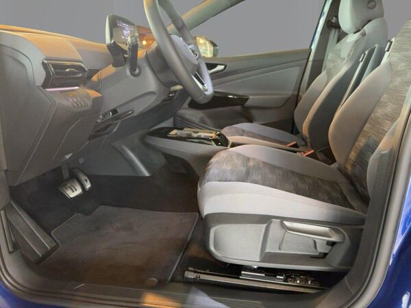 Volkswagen ID.4 Pure Performance Navi Ganzjahresreifen LED-Scheinwerfer bild 6