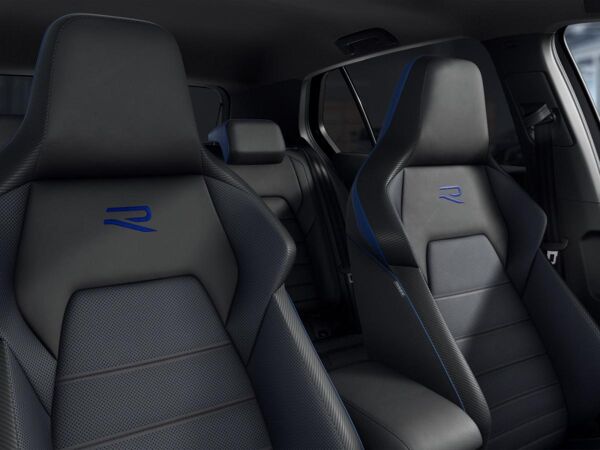 Volkswagen Golf R 2,0 TSI OPF 4MOTION (333 PS) DSG*AHK*WINTERRÄDER*R-PERMORMANCE*LEDER* bild 7