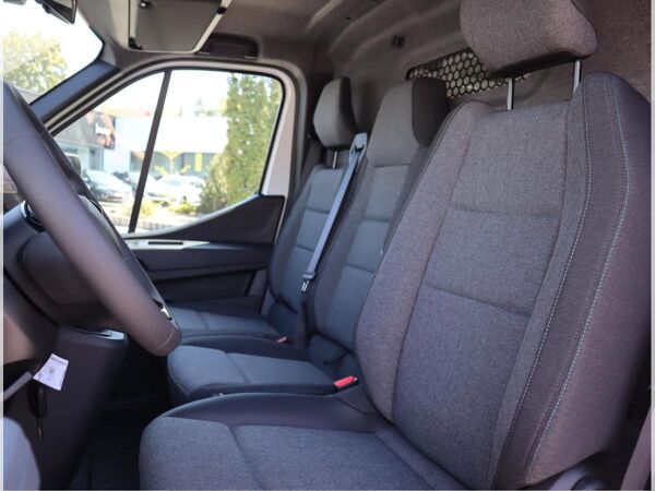 Renault Master Kasten Extra L2H2 3,5t Blue dCi 130e bild 6