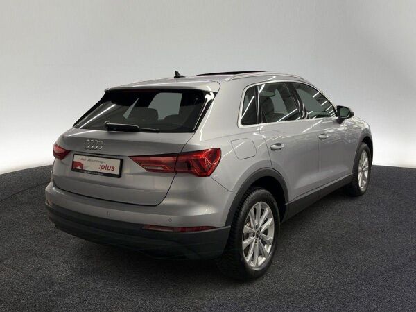 Audi Q3 TFSI e 45 e S tr. PDC LED NAVI VIRTUAL PANO bild 6