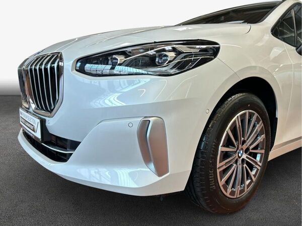 BMW 220 220I Active Tourer Luxury *AHK*HuD*SHZ* bild 7