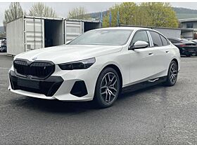 BMW i5 eDrive40 Limousine ABVERKAUF ! BMW i5 eDrive40 Limousine ABVERKAUF !