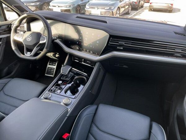 Volkswagen Touareg R-Line Final V6 286PS Gewerbe sofort verfügbar-Sonderleasingaktion-Zulassung bis 31.05.2026 bild 4