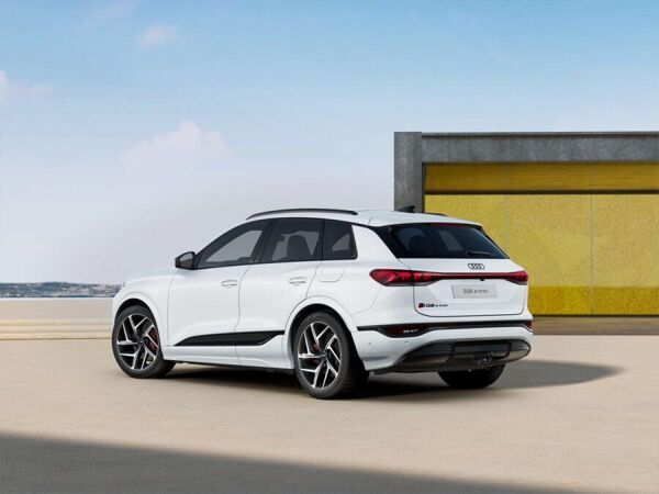 Audi SQ6 e-tron 360 KW / TECH PRO / AHK / HUD / B&O / PANO / LUFTFAHRWERK / MASSAGE / MATRIX bild 5