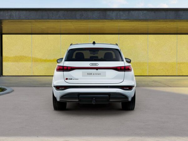Audi SQ6 e-tron 360 KW / TECH PRO / AHK / HUD / B&O / PANO / LUFTFAHRWERK / MASSAGE / MATRIX bild 6