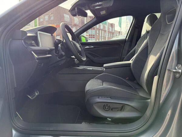 Skoda Superb Combi Sportline 2,0 TDI 110 kW 7-Gang-DSG**Gewerbe**AKTION** bild 6