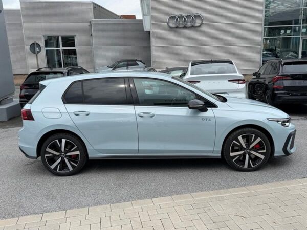 Volkswagen Golf VIII GTE eHybrid AHK R-Kamera 18Zoll BlackStyle SideAssist ACC bild 4
