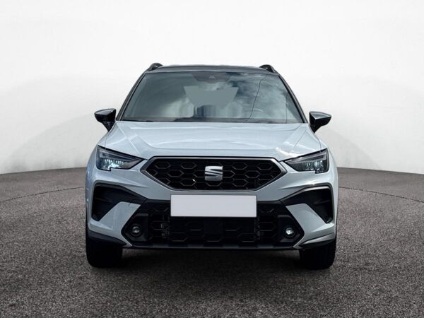 Seat Arona FR TSI DSG|NEUESMODELL!!|AHK|NAVI|ACC| bild 3
