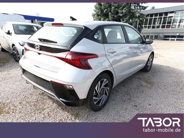 Hyundai i20 Select Navi DigCo 16Z CarPlay Kam PDC Temp bild 3