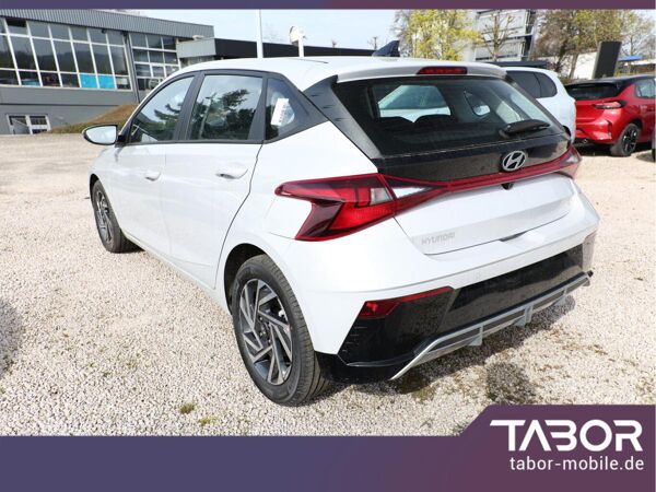 Hyundai i20 Select Navi DigCo 16Z CarPlay Kam PDC Temp bild 4