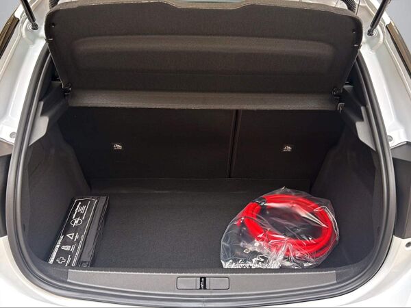 Opel Corsa Electric Edition LongeRange inkl. Allwetter, Winter- & Tech-Paket bild 6