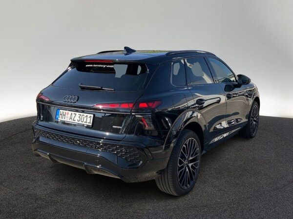 Audi Q3 TFSI quattro S tronic Pano Matrix AHK bild 5