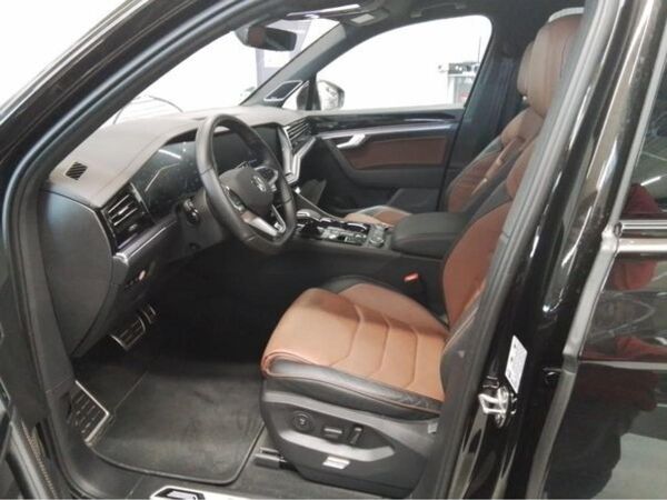 Volkswagen Touareg R-Line 3.0TDI +WANK+STDHZ+AHK+LUFT+ bild 4