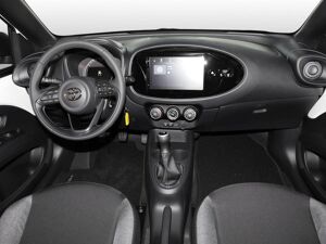Toyota Aygo X 1,0 l Business Edition TAGESZULASSUNG bild 6